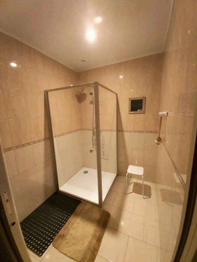 Au Vendangeoir Chambres D'Hotes Couvignon Extérieur photo